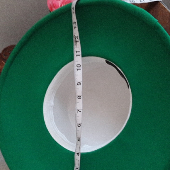 COPY - ANTHONY SICARI Kentucky Derby Facinator Hat in Green & attached Fabric F… - Picture 8 of 9